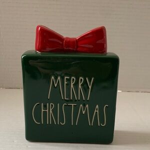 Rae Dunn Green Christmas Box, Desk Top With Red Bow ‘MERRY CHRISTMAS’ , NEW